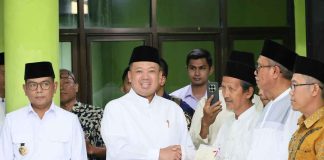 Serahkan 13 Sertipikat di Banten, Menteri ATR/Kepala BPN Ajak Organisasi Keagamaan “Keroyok” Percepatan Sertipikasi Tanah Wakaf